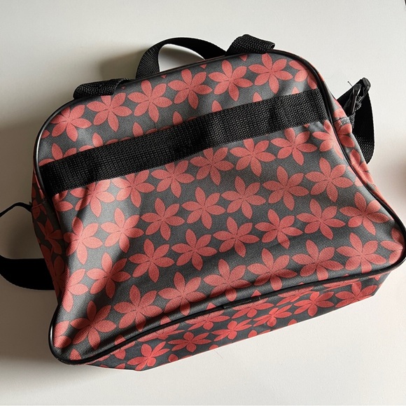 Skyline Mod Floral Carry On Travel Bag - Picture 10 of 16